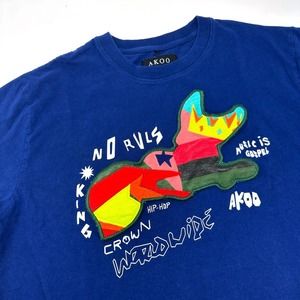 AKOO Authentic Clothing Blue Short Sleeve T-Shirt Fox Music Appliqué Size M‎